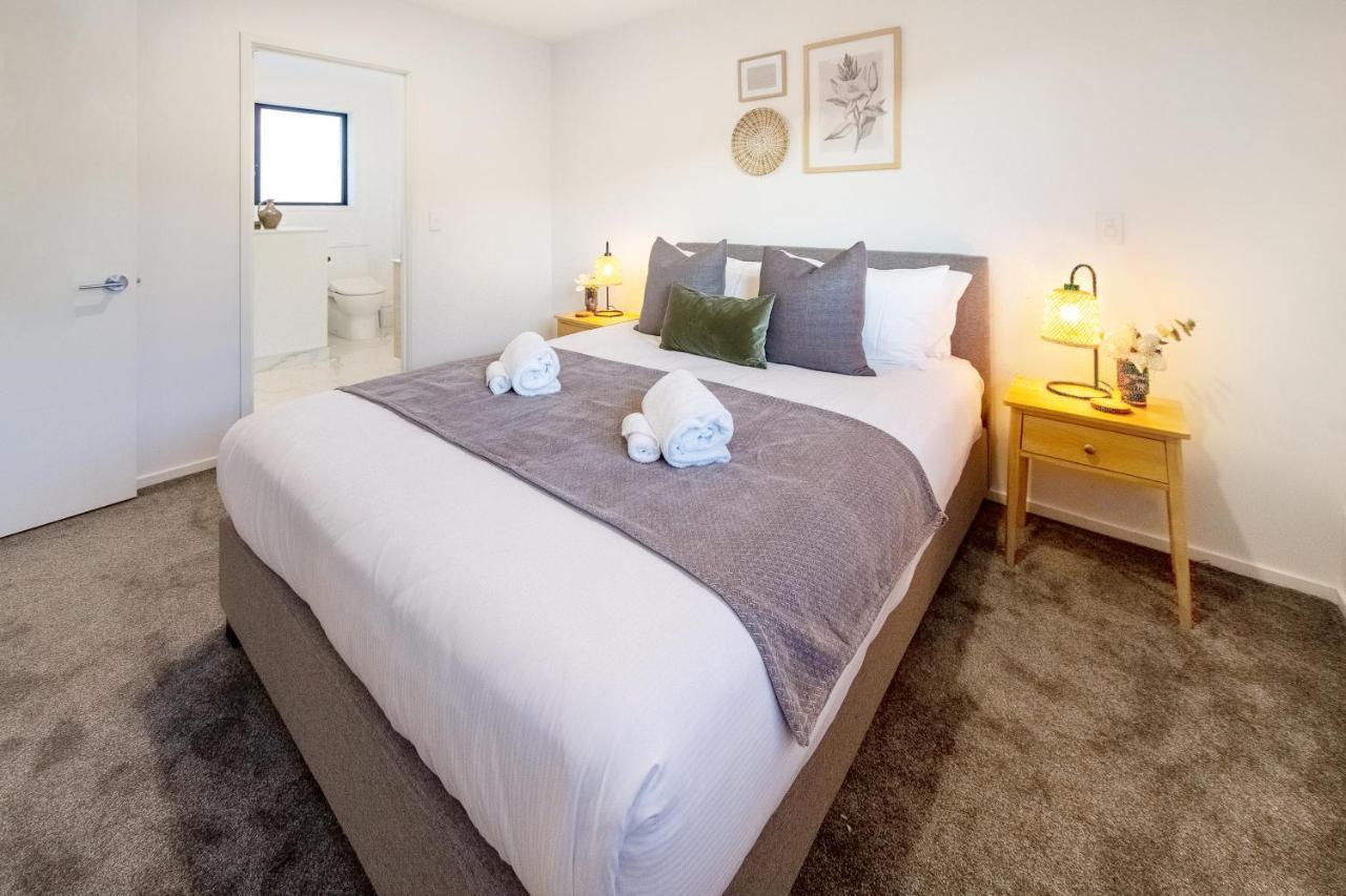 Urban Elegance - 2 Bed, 2 Bath In The Cbd Lägenhet Christchurch Exteriör bild