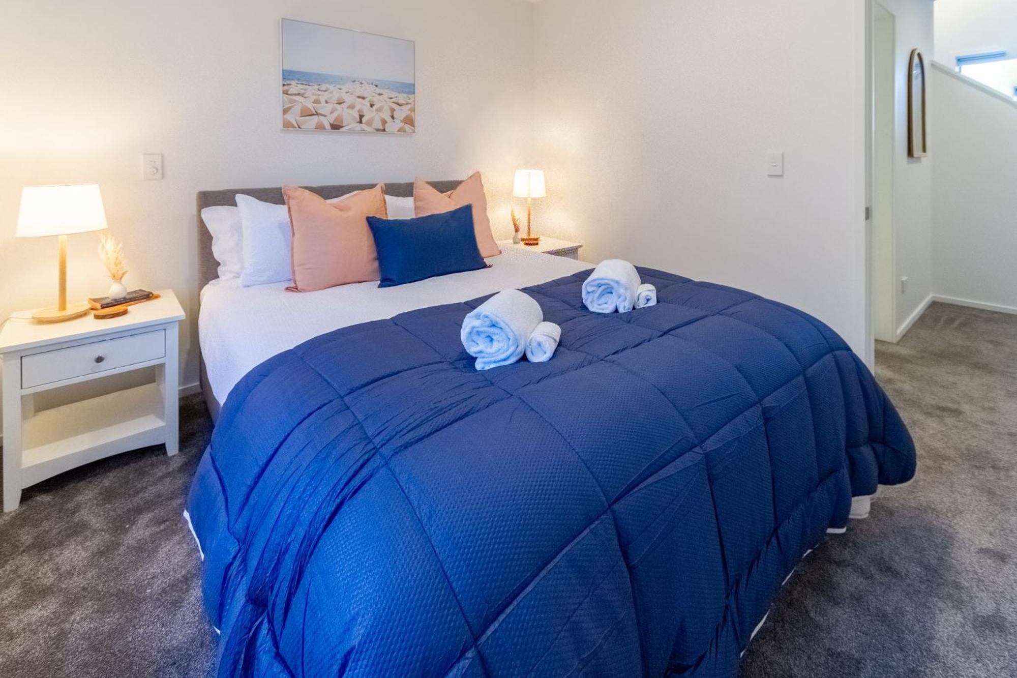 Urban Elegance - 2 Bed, 2 Bath In The Cbd Lägenhet Christchurch Exteriör bild