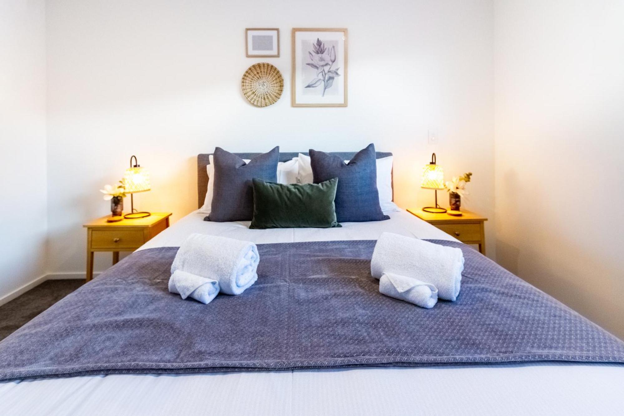 Urban Elegance - 2 Bed, 2 Bath In The Cbd Lägenhet Christchurch Exteriör bild